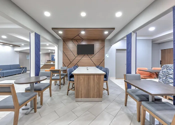 Holiday Inn Express And Suites Granbury By Ihg