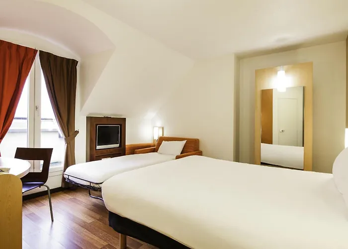 Ibis Versailles Chateau