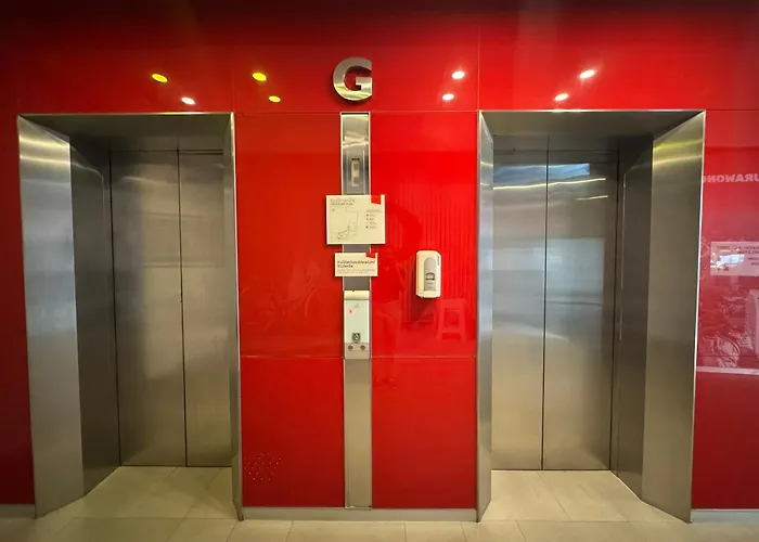 Hotel Easy Planet Bangkok Surawong
