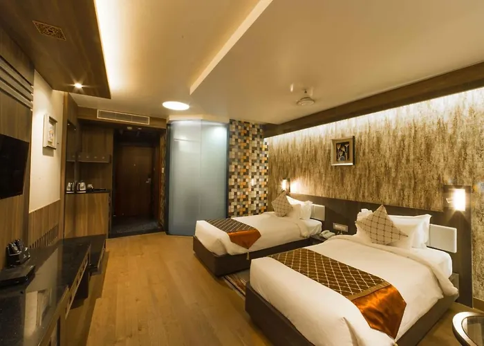 Costa Riviera Hotel Varanasi