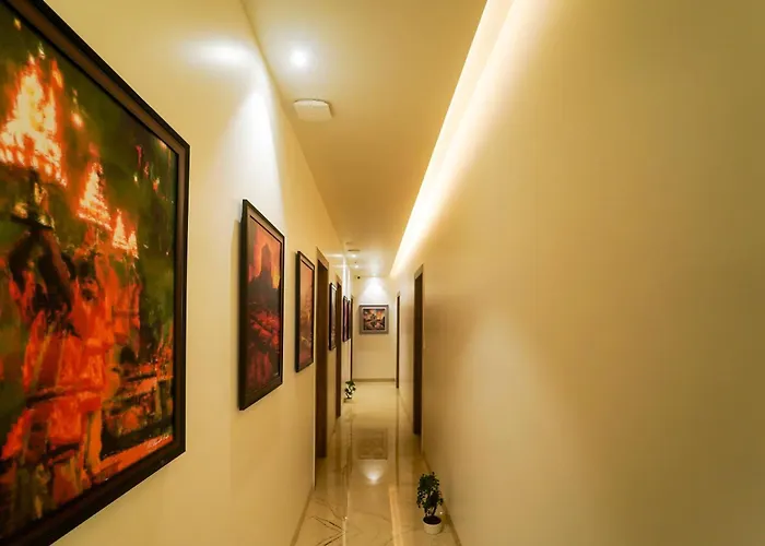 Sugar Stars Inn Varanasi
