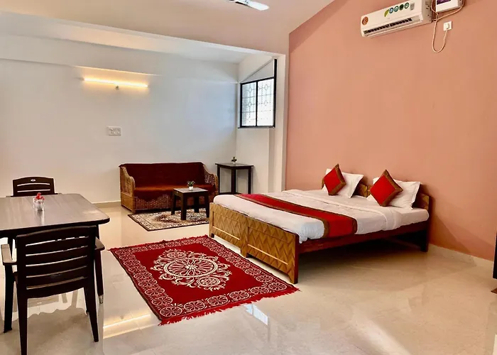 Hotel Rajanigandha Home Stay Lohogaon