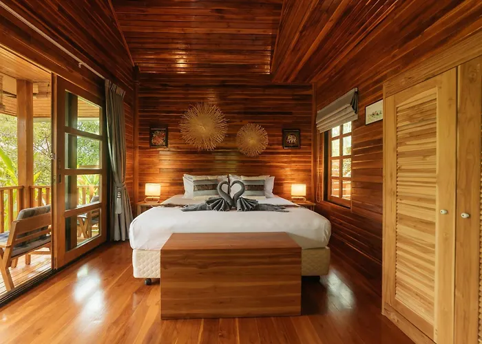 Bed and Breakfast Samui Blue Bird Mae Nam