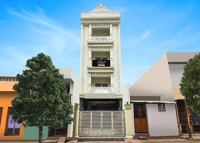 Super Collection O Paschim Dwar Near Jagannath Temple Formerly Hotel Subhadarshan Puri