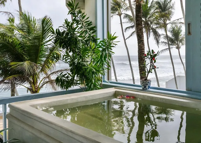 Selenya Talpe - Boutique Villa Unawatuna