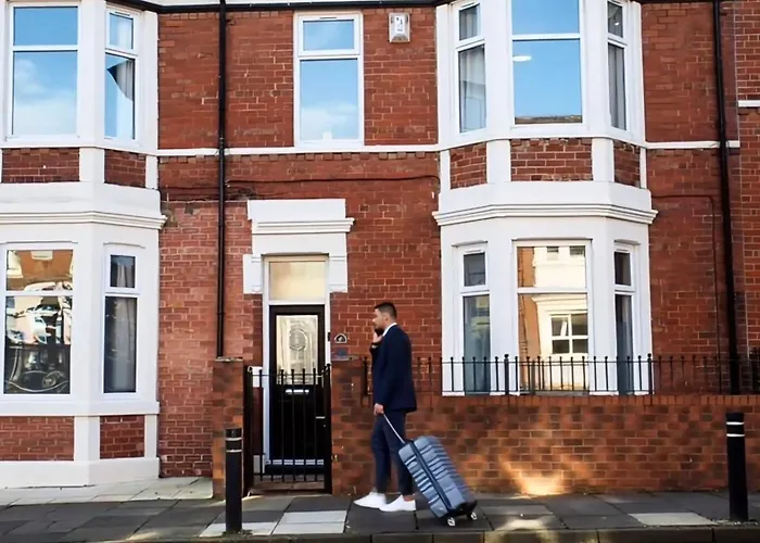 West Beck House Newcastle - Spacious Double Room North Shields