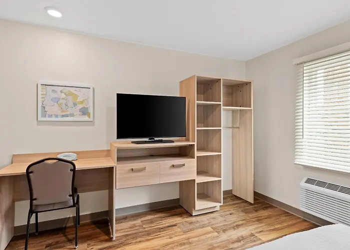 Woodspring Suites Richmond Airport Henrico