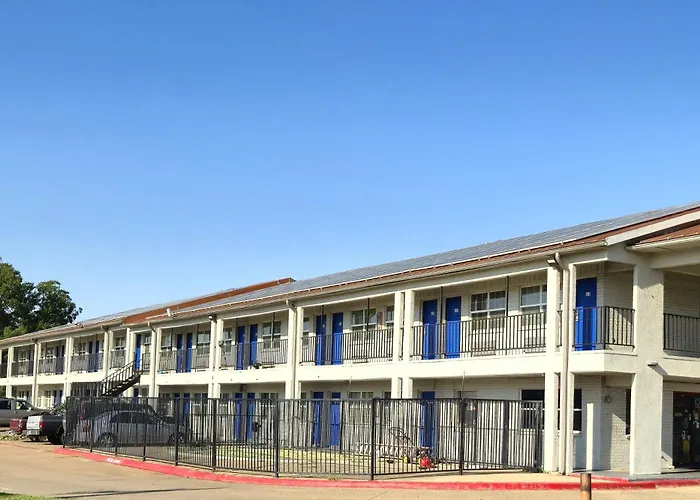 Deluxe Inn Motel By Oyo Grand Prairie Interstate 30