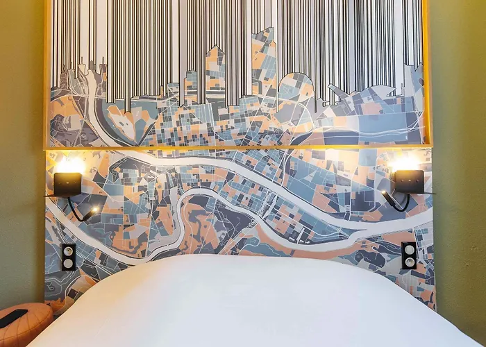 Ibis Styles Lyon Croix Rousse Hotel