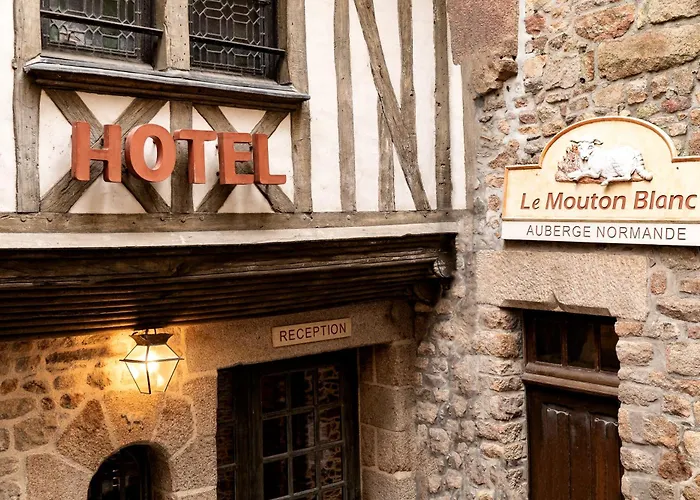 Hotel Le Mouton Blanc à Mont St. Michel