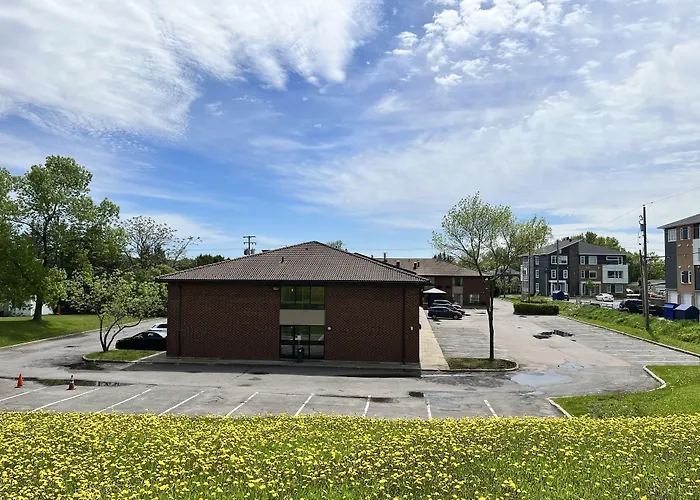 Econo Lodge Airport Quebec