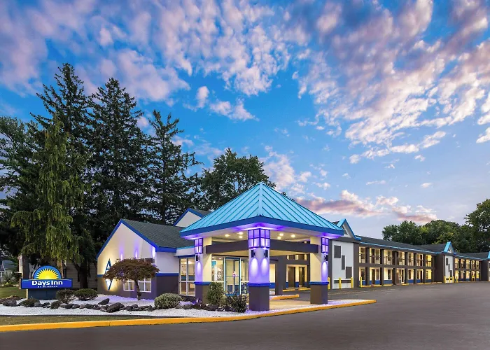 Days Inn & Suites By Wyndham Albany