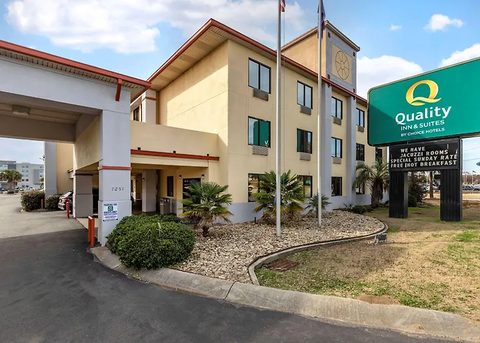 Quality Inn & Suites Ft Jackson Maingate Columbia