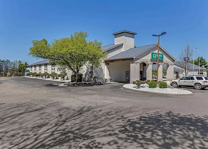 Quality Inn Austintown-Youngstown West