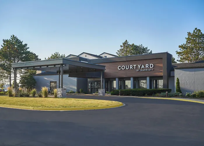 Courtyard Chicago Wood Dale / Itasca Hotel