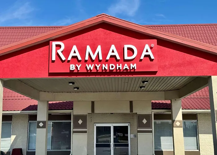 Baymont By Wyndham Lumberton Nc Hotel