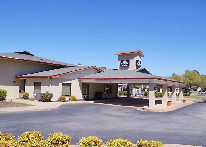Days Inn & Suites By Wyndham Colonial Williamsburg