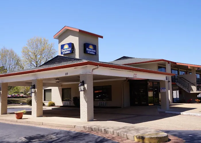 Days Inn & Suites By Wyndham Colonial Williamsburg
