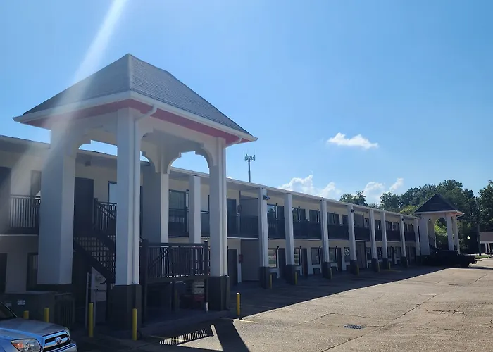 Super 8 By Wyndham Shreveport Hotel