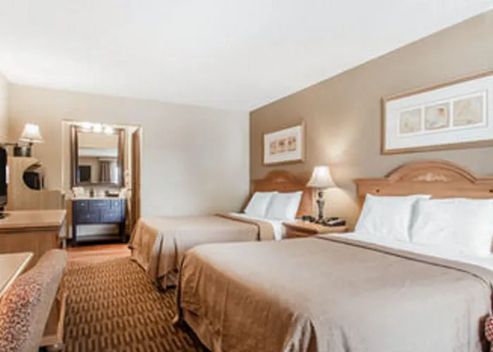Quality Inn - Us65 @ East Battlefield Road Springfield
