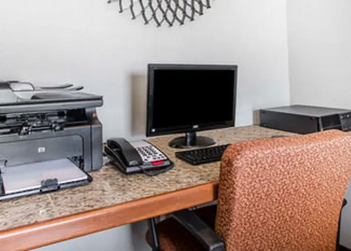 Quality Inn - Us65 @ East Battlefield Road Springfield