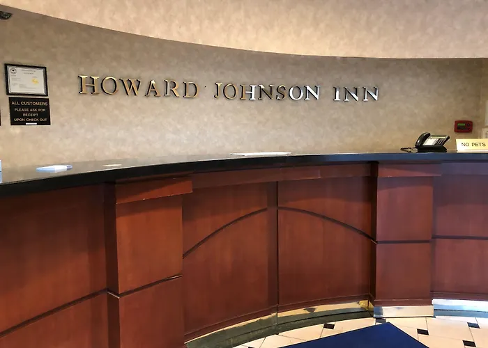 Howard Johnson By Wyndham Newburgh
