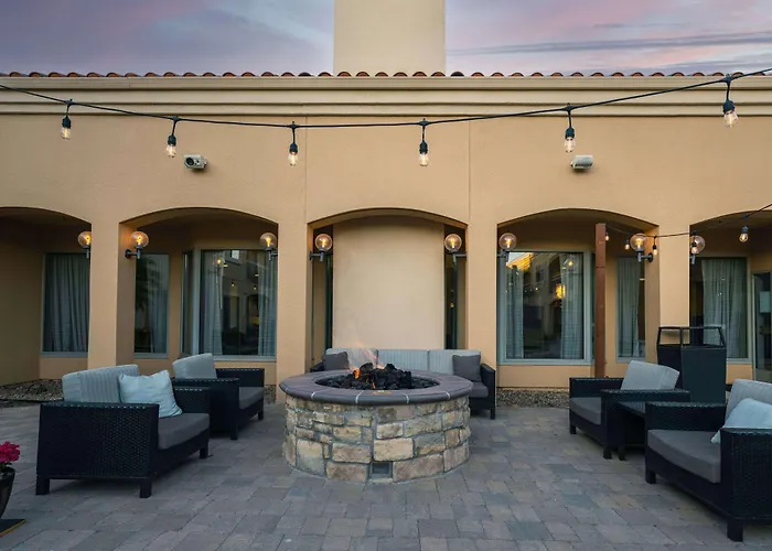 Sonesta Select Camarillo Hotel