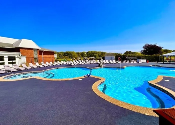 Resort & Conference Center At Hyannis