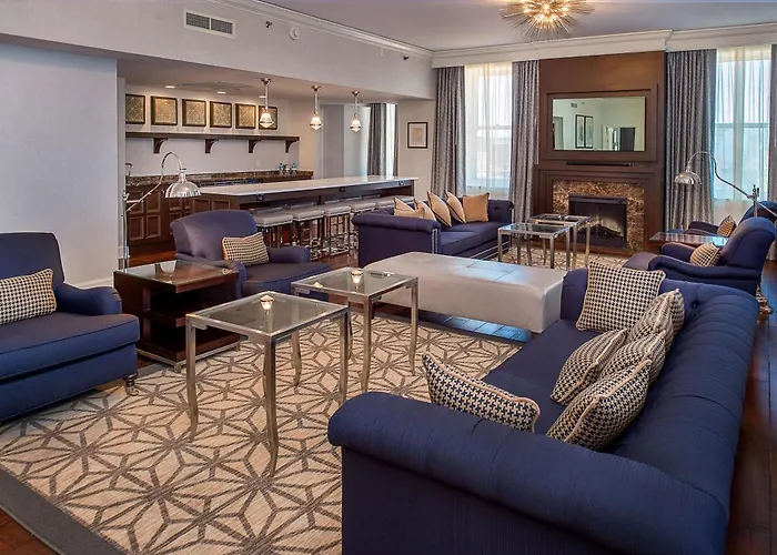 St. Louis Union Station Hotel, Curio Collection By Hilton