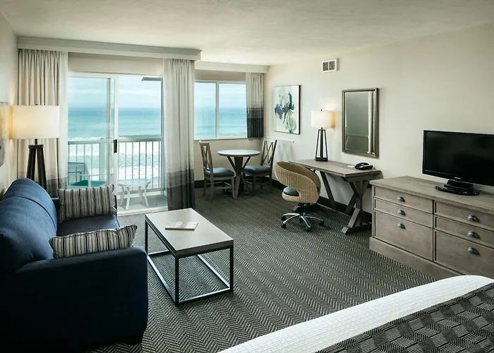 Beachfront Inn Brookings