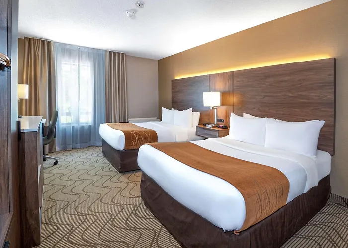 Comfort Inn Lakeshore North Bay