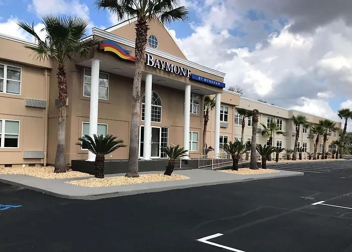 Baymont By Wyndham Lake Park Valdosta I75