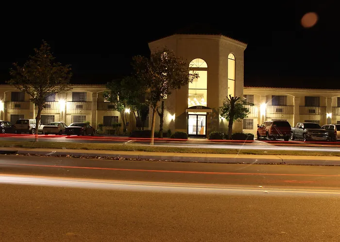 Ocean Gateway Inn Santa Paula