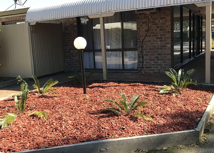 Tea Gardens Motel