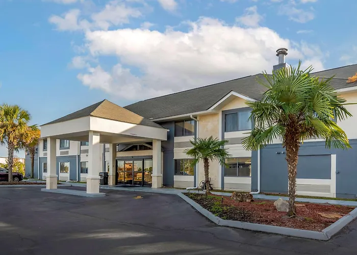 Comfort Inn & Suites - Near Robins Air Force Base Main Gate Warner Robins