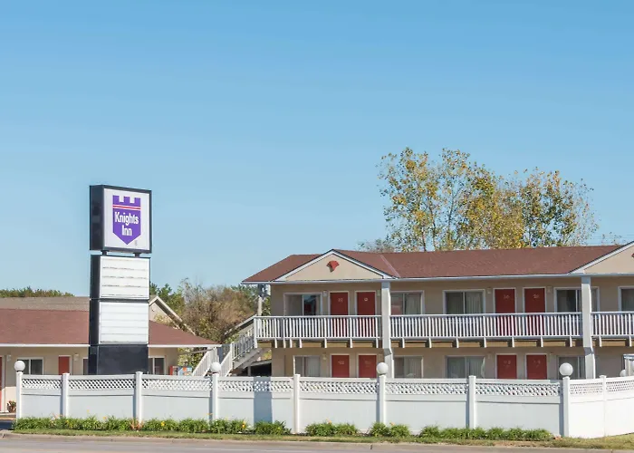 Knights Inn Ottawa