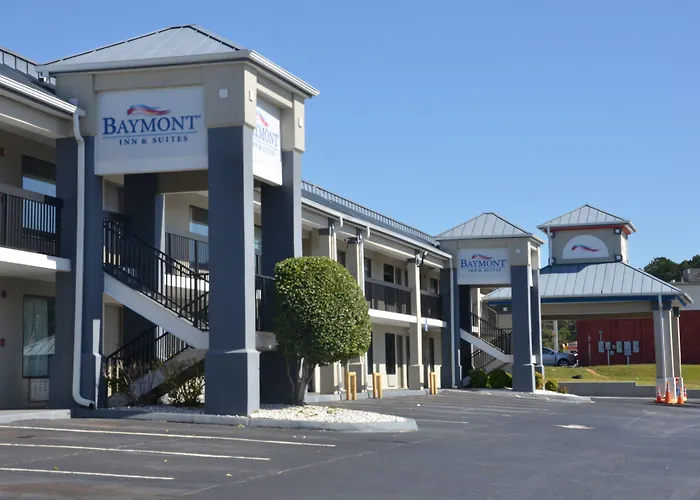 Baymont By Wyndham Covington Hotel