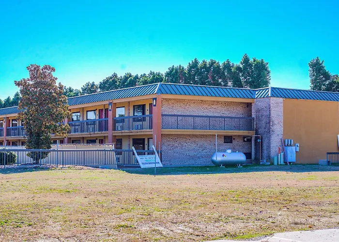 Mayfair Inn Williamston