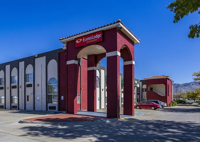 Econo Lodge Inn&Suites Albuquerque East I-40 Eubank Exit