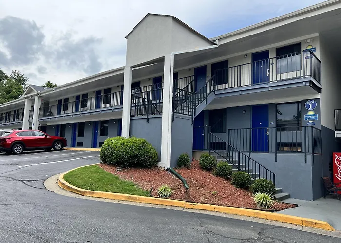 Days Inn By Wyndham College Park Airport Best Road