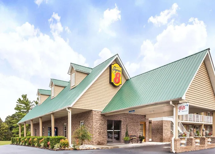 Super 8 By Wyndham Kingston Hotel