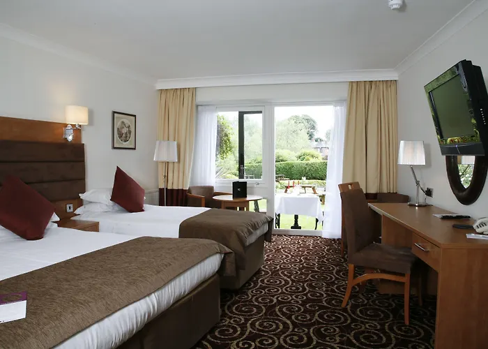 The Legacy Rose & Crown Hotel Salisbury