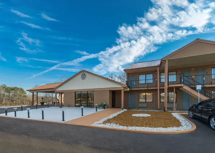 Quality Inn & Suites Corinth West