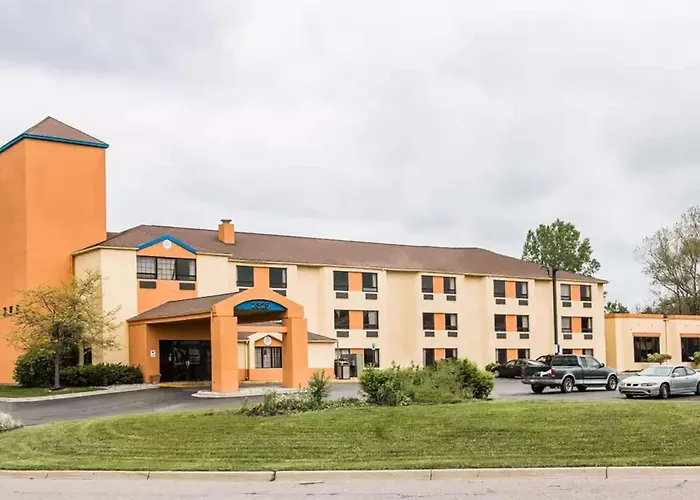 Days Inn By Wyndham Flint/Bishop International Airport