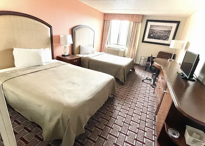 Fairbridge Hotel Cleveland East Wickliffe