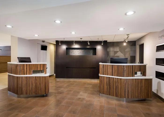 Sonesta Select San Jose Airport Hotel