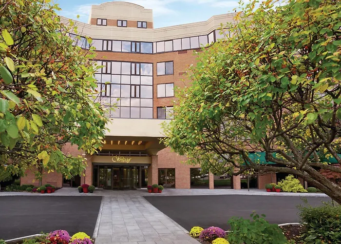 Woodcliff Hotel And Spa Victor