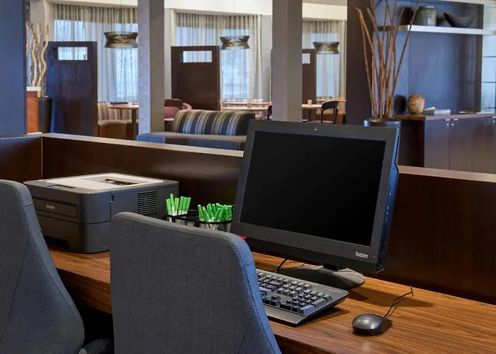Sonesta Select Indianapolis Carmel Hotel