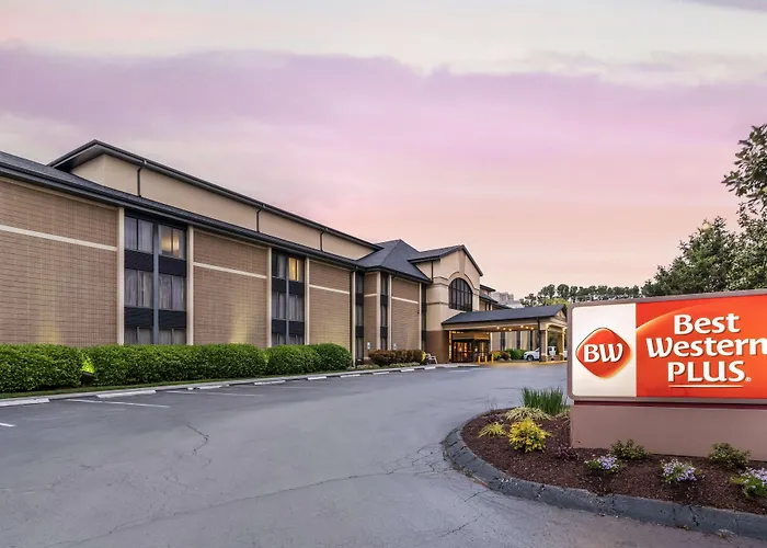Best Western Plus Knoxville Cedar Bluff