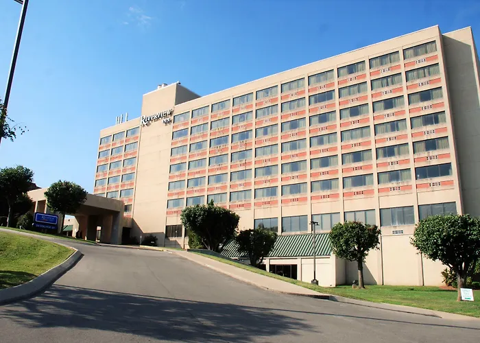 Doubletree By Hilton Clarksville Riverview